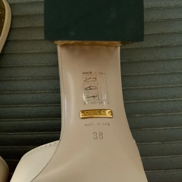 Gucci Cut Classic Leather Sandals Rose sz 38 (8) - Picture 8 of 10